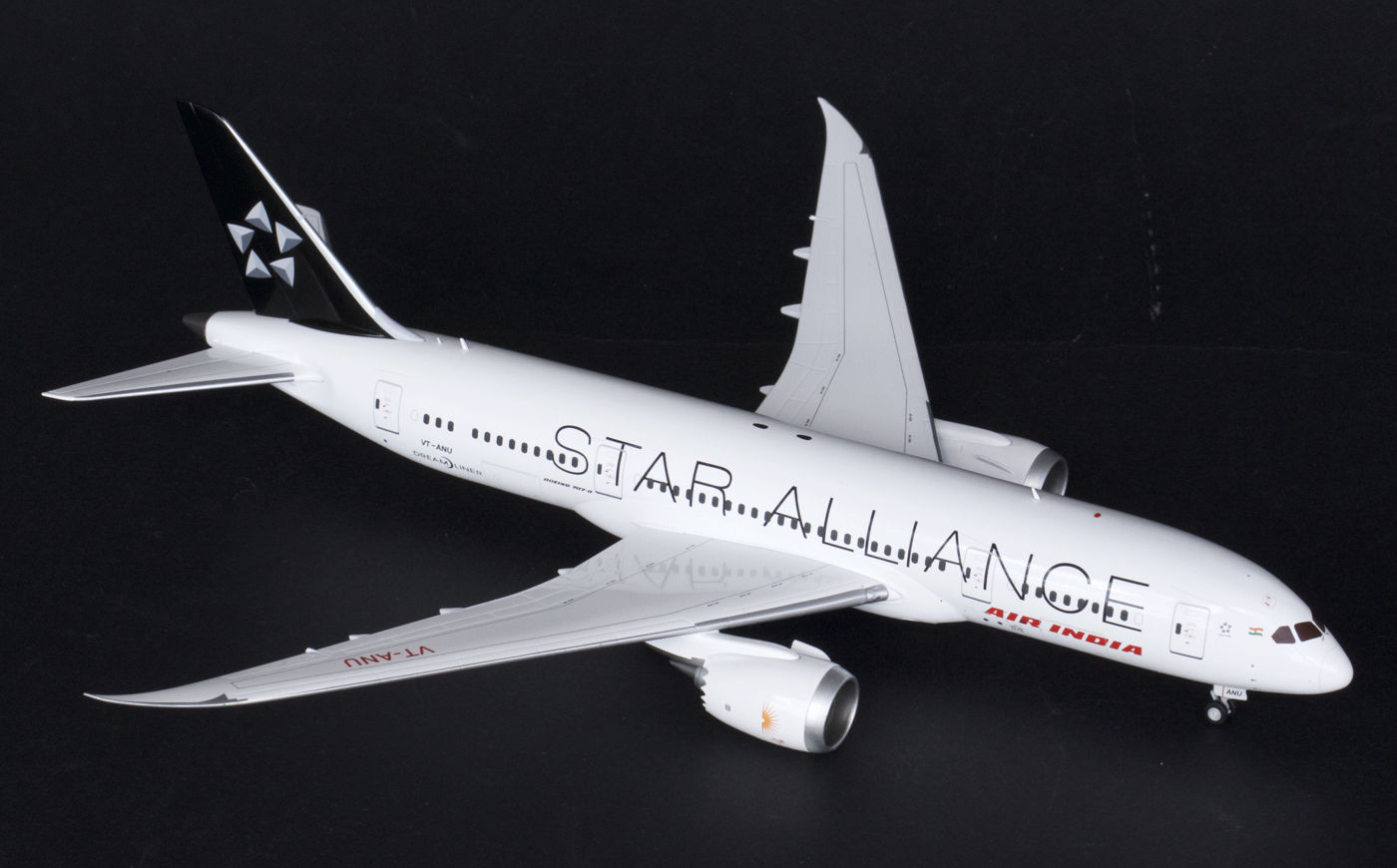 JC Wings 1:200 Air India Boeing B787-8 Dreamliner "Star Alliance" VT-ANU (XX2953) - Image 8