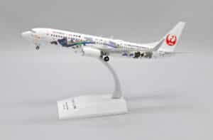 JC Wings 1:200 JAL Japan Transocean Air (JTA) Boeing B737-800w 'Amami & Ryukyu World Heritage - Flaps Up' JA11RK (EW2738016)