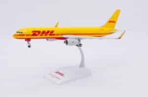 JC Wings 1:200 DHL Air UK (DHL) Boeing B757-200(PCF)w G-DHKS (EW2752005)