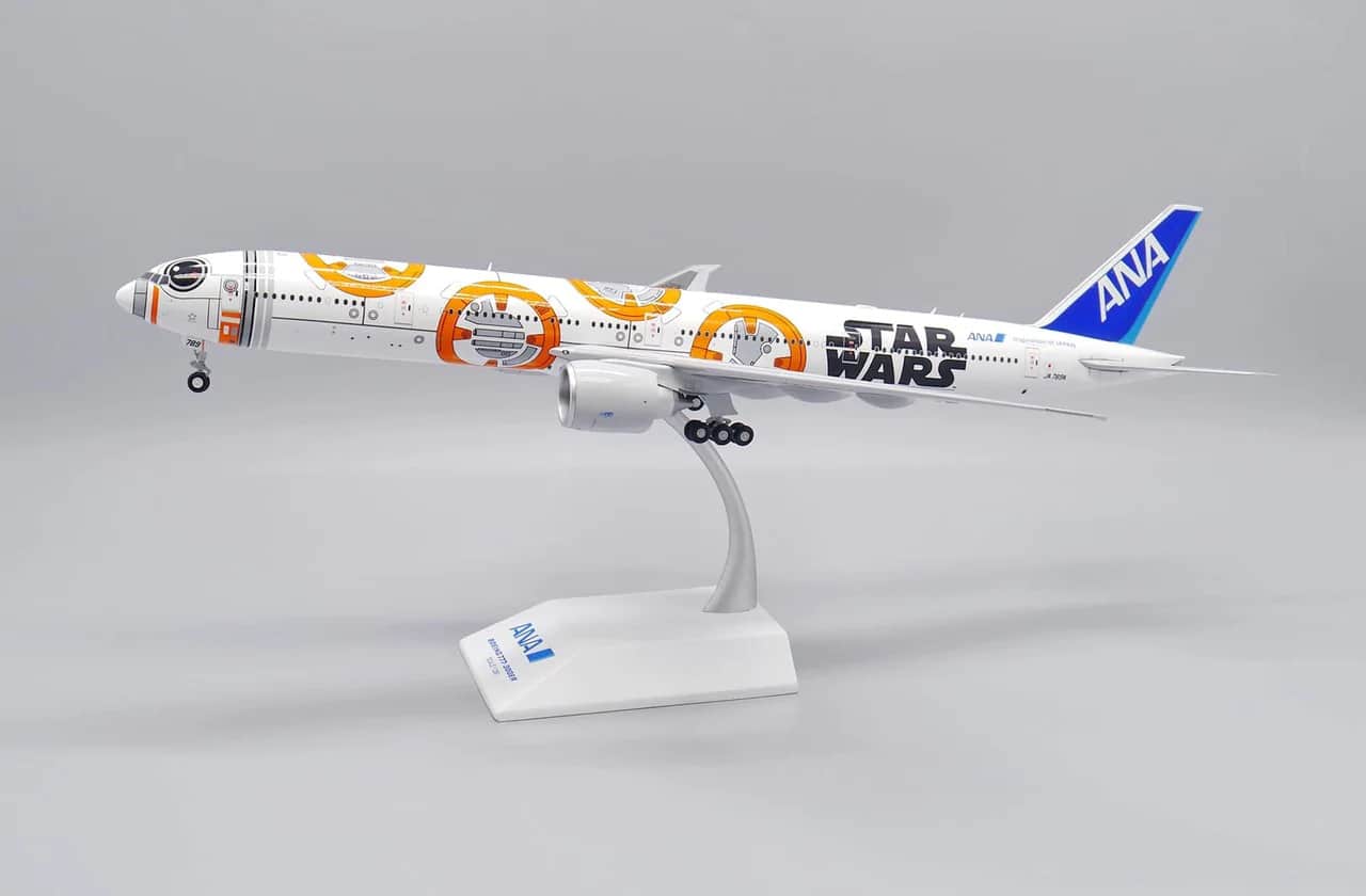 ANA STAR WARS BB-8 JET特別塗装機 JA789A 1/200 - 航空機