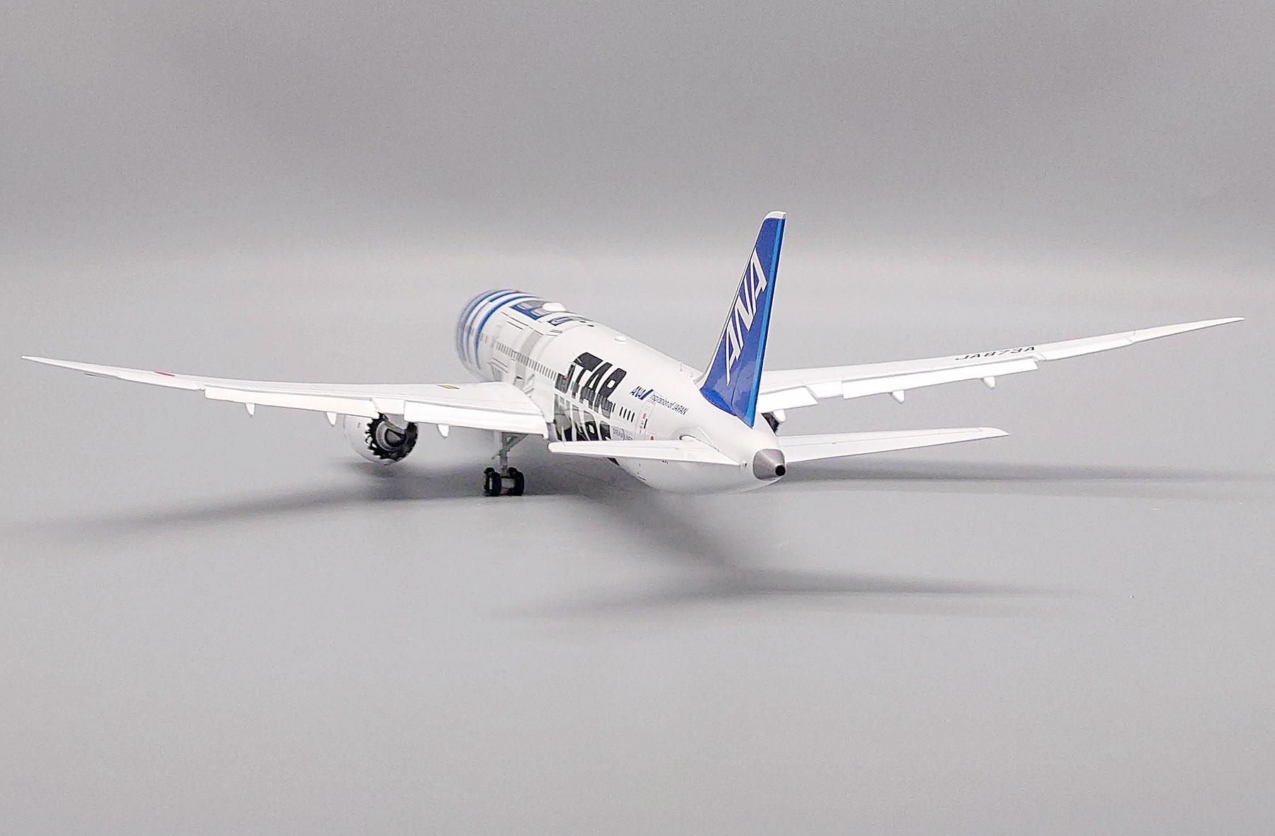 JC Wings 1:200 ANA All Nippon Airways Boeing B787-900 Dreamliner 