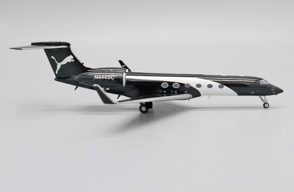 JC Wings 1:200 Talon Air (Puma) Gulfstream Aerospace G-V Gulfstream V ...