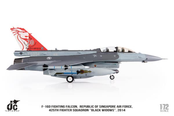 JC Wings Military 1:72 Republic of Singapore Air Force (RSAF) Lockheed F-16D Fighting Falcon 425th Fighter Sqn. 'Black Widows' 96-5034 / 6034 (JCW-72-F16-015)