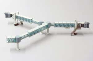 JC Wings Airport 1:400 Aircraft Passenger Aerobridge "Widebody Type – Blue" (LH4134)