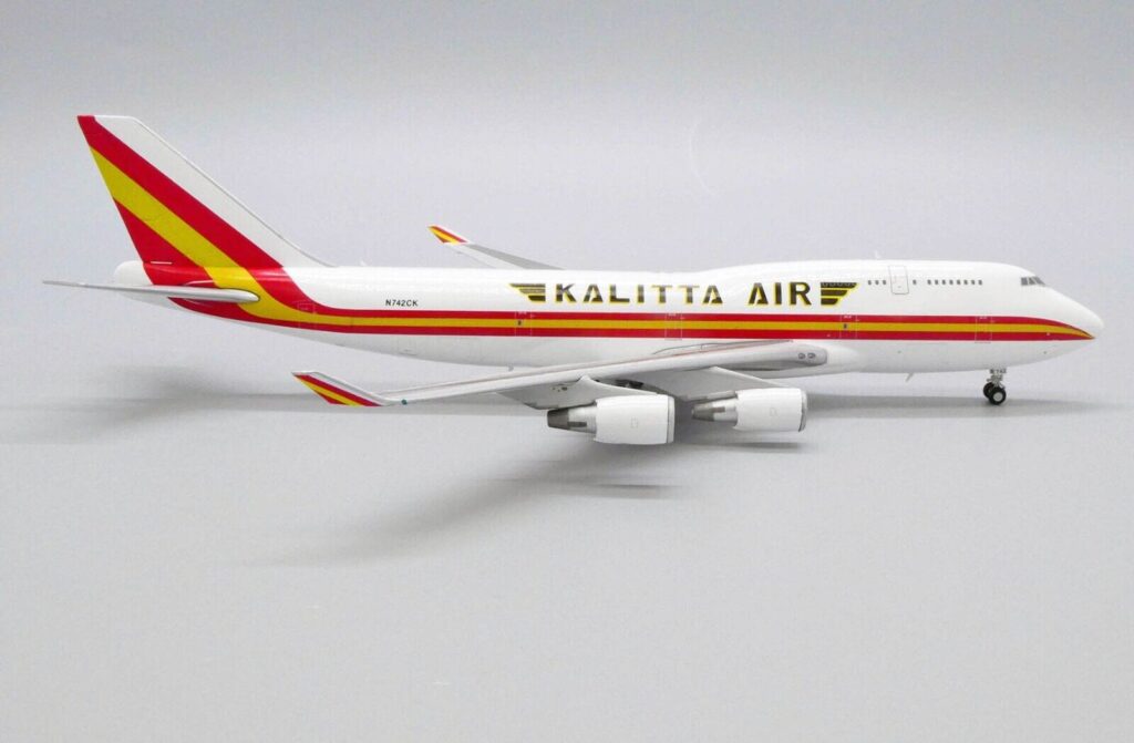 Maquette Avion Boeing 747-400 Kalitta Air - Échelle 1:200, N744CK (FLAPS DOWN), JC Wings, Neuve