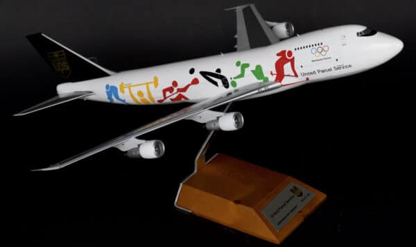 JC Wings 1:200 United Parcel Service (UPS) Boeing B747-200F 'Worldwide Partner' N521UP (XX2794)
