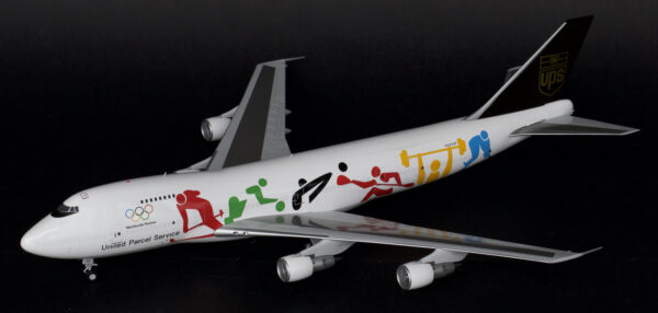 JC Wings 1:200 United Parcel Service (UPS) Boeing B747-200F 'Worldwide Partner' N521UP (XX2794) - Image 3