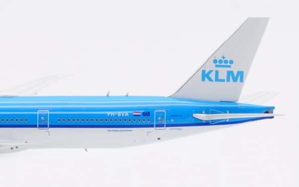 Aviation 400 1:400 KLM Royal Dutch Airlines Boeing B777-300(ER) "2023 Orange Pride" PH-BVA (AV4212) - Image 14
