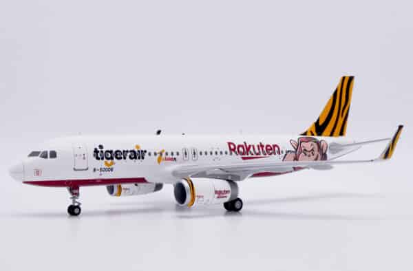 JC Wings 1:200 Tigerair Taiwan Airbus A320-200S "Rakuten Monkeys" B-50006 (EW2320015) - Image 3