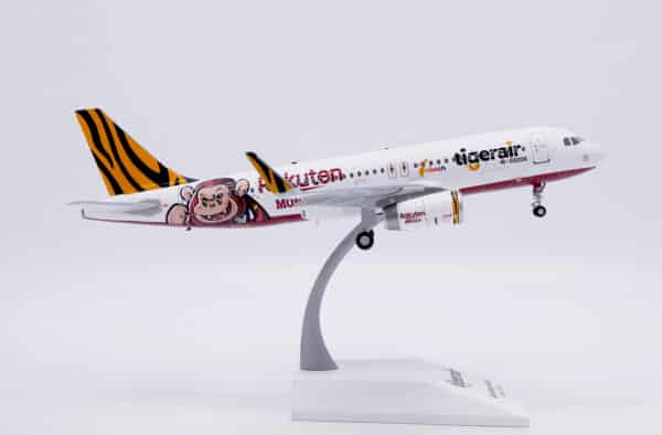 JC Wings 1:200 Tigerair Taiwan Airbus A320-200S "Rakuten Monkeys" B-50006 (EW2320015) - Image 7