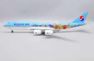 JC Wings 1:200 Korean Air Boeing B747-8i "11th Korean Air Future Artist Olympiad" HL7630 (EW2748001)