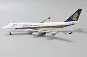 JC Wings 1:400 Singapore Airlines Boeing B747-400 "1,000th 747" 9V-SMU (EW4744004)