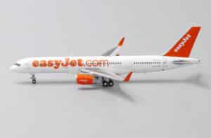 JC Wings 1:400 easyJet Boeing B757-200w OH-AFI (EW4752001)