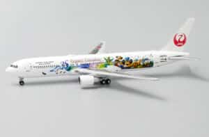 JC Wings 1:400 JAL Japan Airlines Boeing B767-300(ER) "35th Happiest Celebration" JA612J (EW4763001)