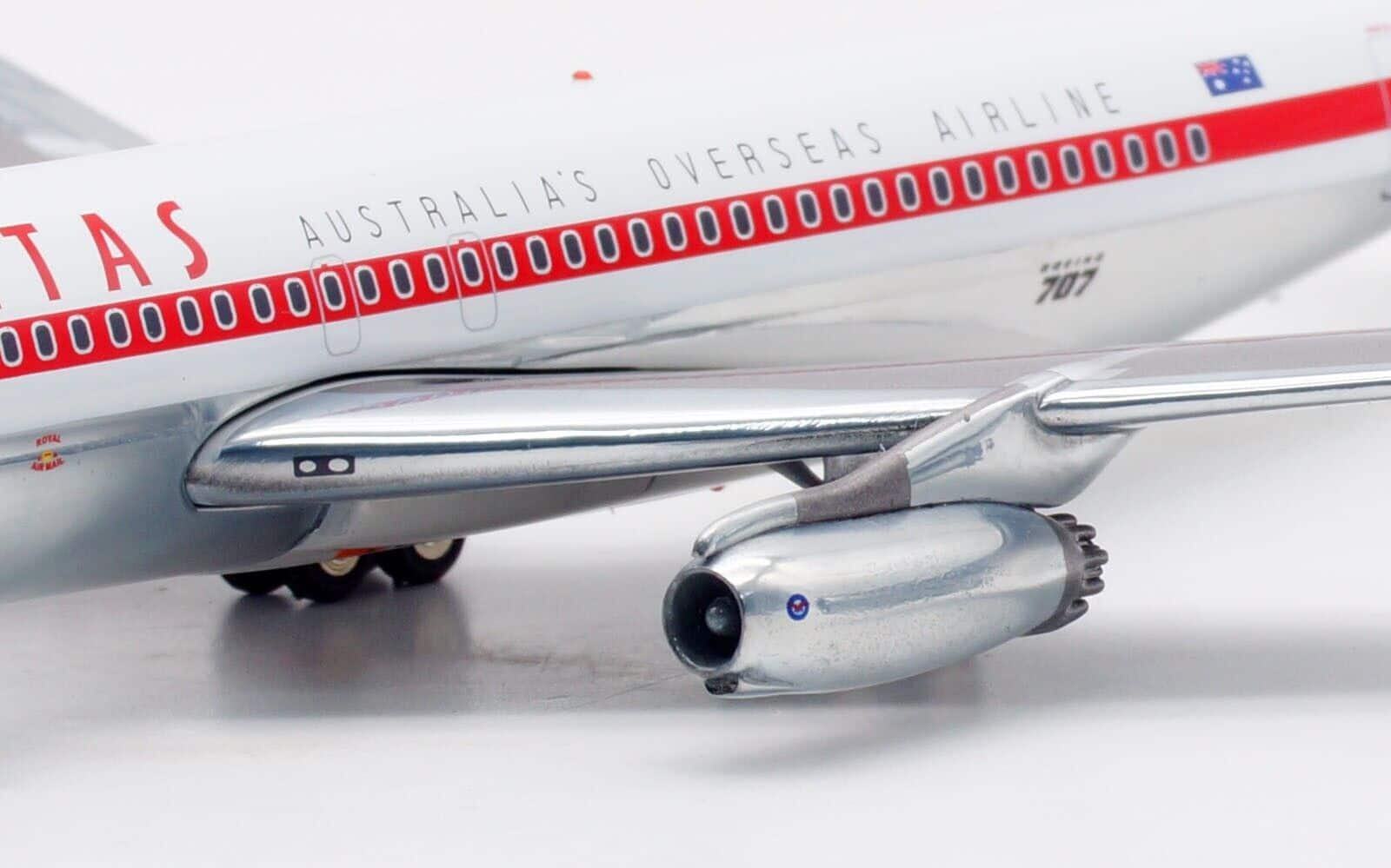 InFlight 200 1:200 Qantas Airways Boeing B707-100 