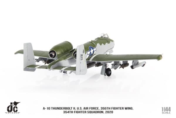 JC Wings Military 1:144 United States Air Force (USAF) Fairchild Republic A-10C Thunderbolt II, "Demo Team", 354th FS "Bulldogs", Davis-Monthan AFB 80-0275 (JCW-144-A10-003) - Image 5