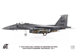 JC Wings Military 1:72 Republic of Singapore Air Force (RSAF) McDonnell Douglas F-15SG Strike Eagle, 428th FS "Buccaneers" AF05-0013 (JCW-72-F15-025)