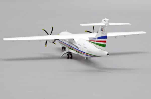 JC Wings 1:200 ATR-42-300 "House Colours" F-WEGA (LH2233) - Image 8