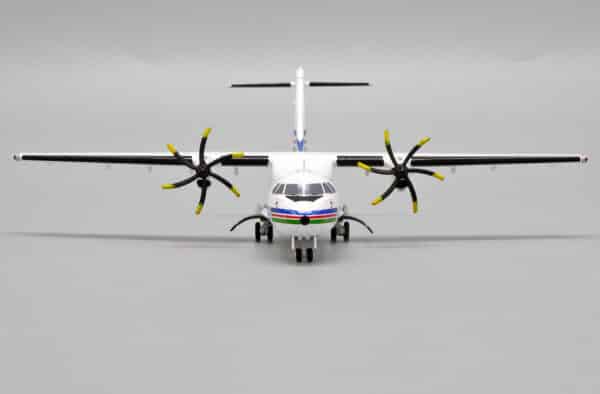 JC Wings 1:200 ATR-42-300 "House Colours" F-WEGA (LH2233) - Image 11