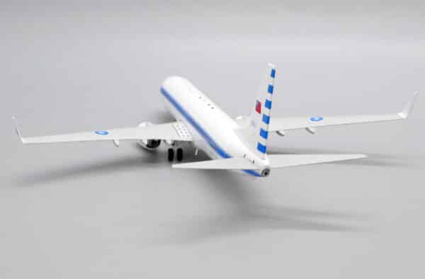 JC Wings 1:200 Republic of China (Taiwan) Air Force (ROCAF) Boeing B737-800w VIP 3701 (LH2243) - Image 9
