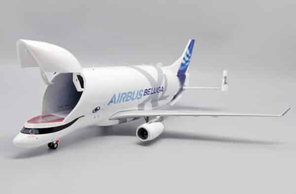 JC Wings Interactive Series 1:200 Airbus Transport International Airbus A330-700L Beluga XL "XL Number 2" F-GXLH (LH2333C) - Image 10