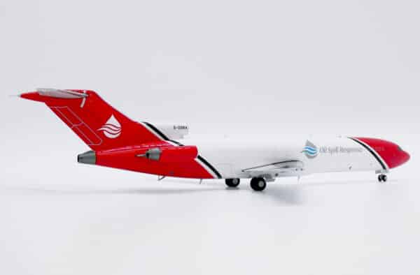 JC Wings 1:200 Oil Spill Response (2Excel Aviation) Boeing B727-200F G-OSRA (LH2380) - Image 6
