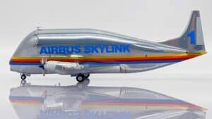 JC Wings 1:400 Airbus Industries Aero Spacelines B-377-SGT Super Guppy "Aviationtag Edition" F-BTGV (LH4298)