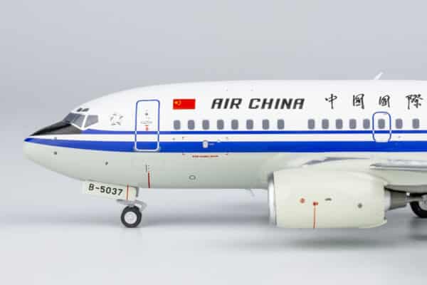NG Models 1:200 Air China Boeing B737-600 B-5037 (NG06003) - Image 3