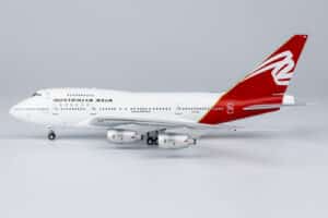 NG Models 1:400 Australia Asia Airlines (Qantas) Boeing B747SP-38 "City of Traralgon" VH-EAB (NG07036)