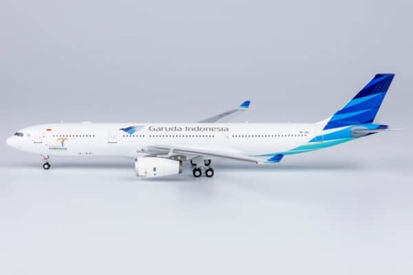 NG Models 1:400 Garuda Indonesia Airbus A330-300 "Wonderful Indonesia" PK-GPU (NG62058)