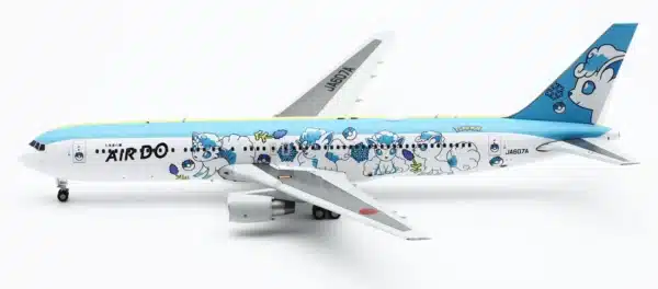 JC Wings 1:200 Air Do Boeing B767-300(ER) "Pokemon Rockon Jet" JA607A (SA2002)