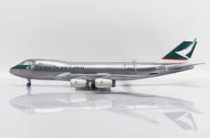 JC Wings Interactive Series 1:200 Cathay Pacific Cargo Boeing B747-400F "Silver Bullet" B-HUP (SA2003C)