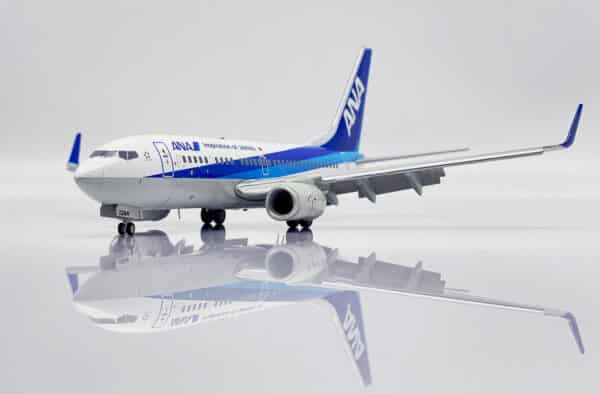 JC Wings 1:200 ANA All Nippon Airways Boeing B737-700w "Aviationtag Edition - Flaps Down" JA02AN (SA2023A) - Image 7