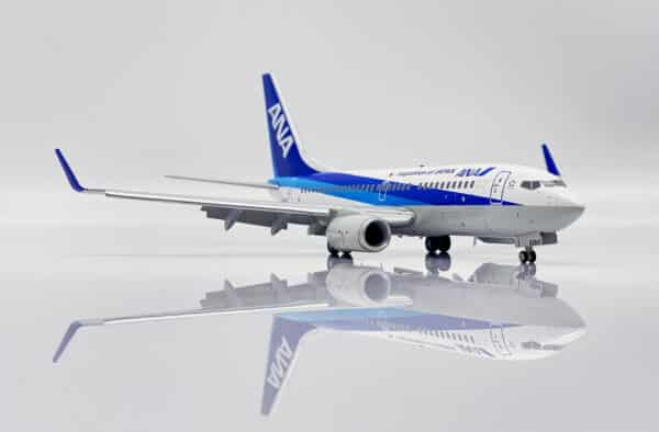 JC Wings 1:200 ANA All Nippon Airways Boeing B737-700w "Aviationtag Edition - Flaps Down" JA02AN (SA2023A) - Image 8