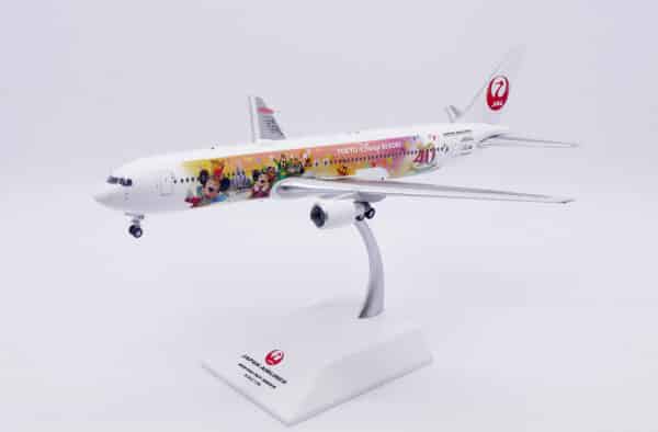 JC Wings 1:200 JAL Japan Airlines Boeing B767-300(ER) "Disney Dream-Go-Round" JA614J (SA2050) - Image 10