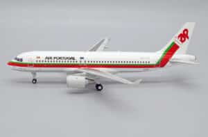 JC Wings 1:200 TAP Air Portugal Airbus A320-200 CS-TNC (TAP32077Y)