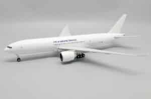 JC Wings 1:200 Lufthansa Cargo Boeing B777-F "I'm a Natural Beauty" D-ALFJ (XX20193)