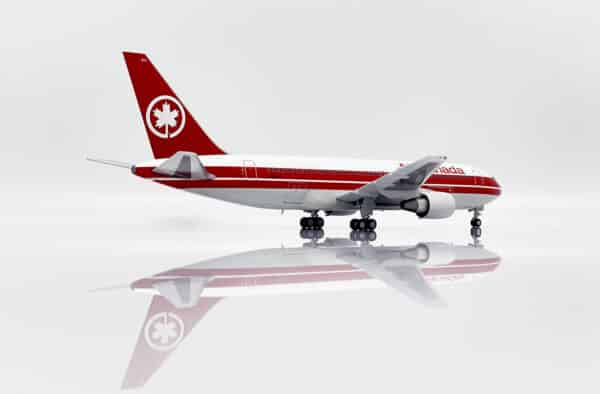 JC Wings 1:200 Air Canada Boeing B767-200(ER) C-GDSS (XX20194) - Image 6