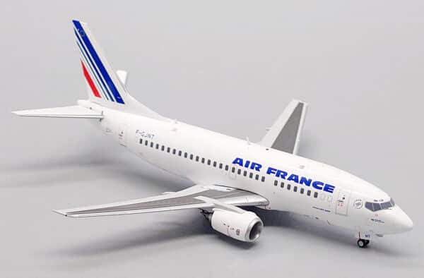 JC Wings 1:200 Air France Boeing B737-500 F-GJNT (XX20241) - Image 4
