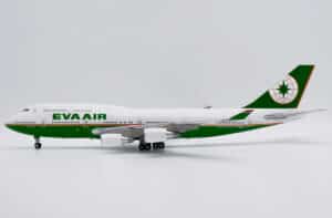 JC Wings 1:200 Eva Air Boeing B747-400 "Aviationtag Edition - Flaps Up" B-16411 (XX20321)