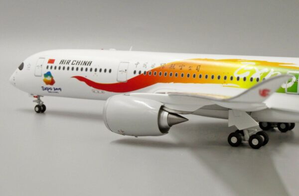 JC Wings 1:200 Air China Airbus A350-900 XWB "Beijing Expo 2019 - Flaps Up" B-1083 (XX2084) - Image 10