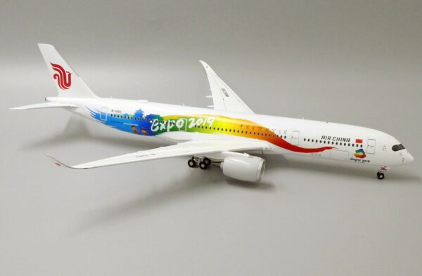 JC Wings 1:200 Air China Airbus A350-900 XWB "Beijing Expo 2019 - Flaps Up" B-1083 (XX2084) - Image 4
