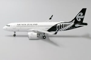 JC Wings 1:200 Air New Zealand Airbus A320neo ZK-NHA (XX2269)