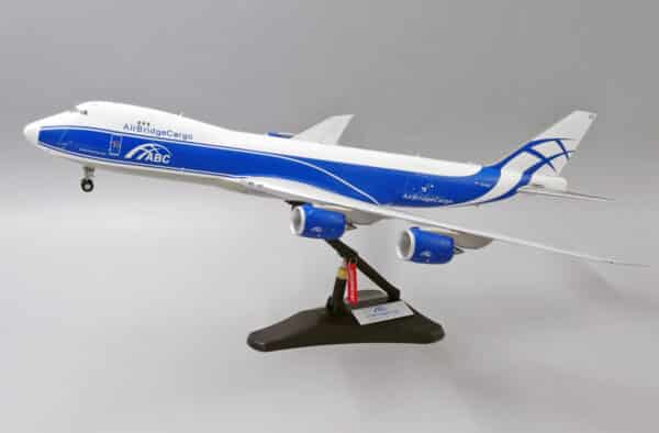 JC Wings 1:200 AirBridgeCargo Boeing B747-8F VQ-BGZ (XX2289) - Image 2