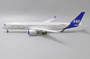 JC Wings 1:200 SAS Scandinavian Airlines Airbus A350-900 XWB "Flaps Down" SE-RSA (XX2369A)
