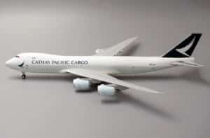 JC Wings 1:200 Cathay Pacific Cargo Boeing B747-8F B-LJN (XX2413)