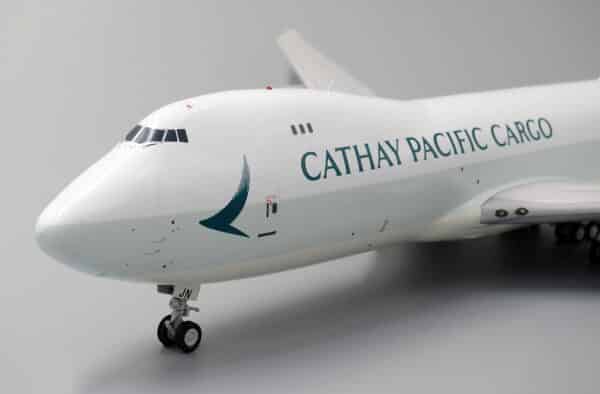 JC Wings 1:200 Cathay Pacific Cargo Boeing B747-8F B-LJN (XX2413) - Image 10