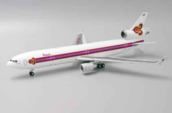 JC Wings 1:200 Thai Airways International McDonnell Douglas MD-11 "Phra Nakhon" HS-TMD (XX2945) - Image 4