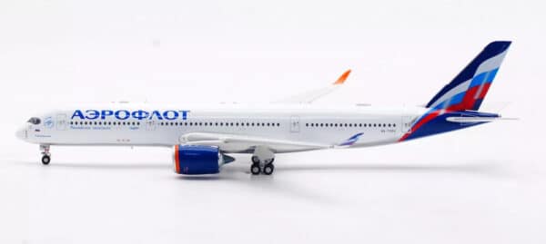 Aviation 400 1:400 Aeroflot - Russian Airlines Airbus A350-900 XWB RA-73154 (AV4255) - Image 4