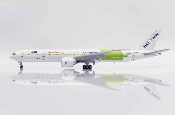 JC Wings 1:400 Kalitta Air Boeing B777-300(ER)F "Flaps Down" N778CK (LH4339A)